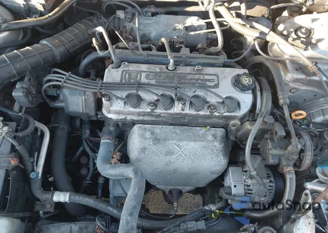 2002 Honda Accord 2.3 Lx z USA, uszkodzony, nr VIN 1HGCG66522A143352